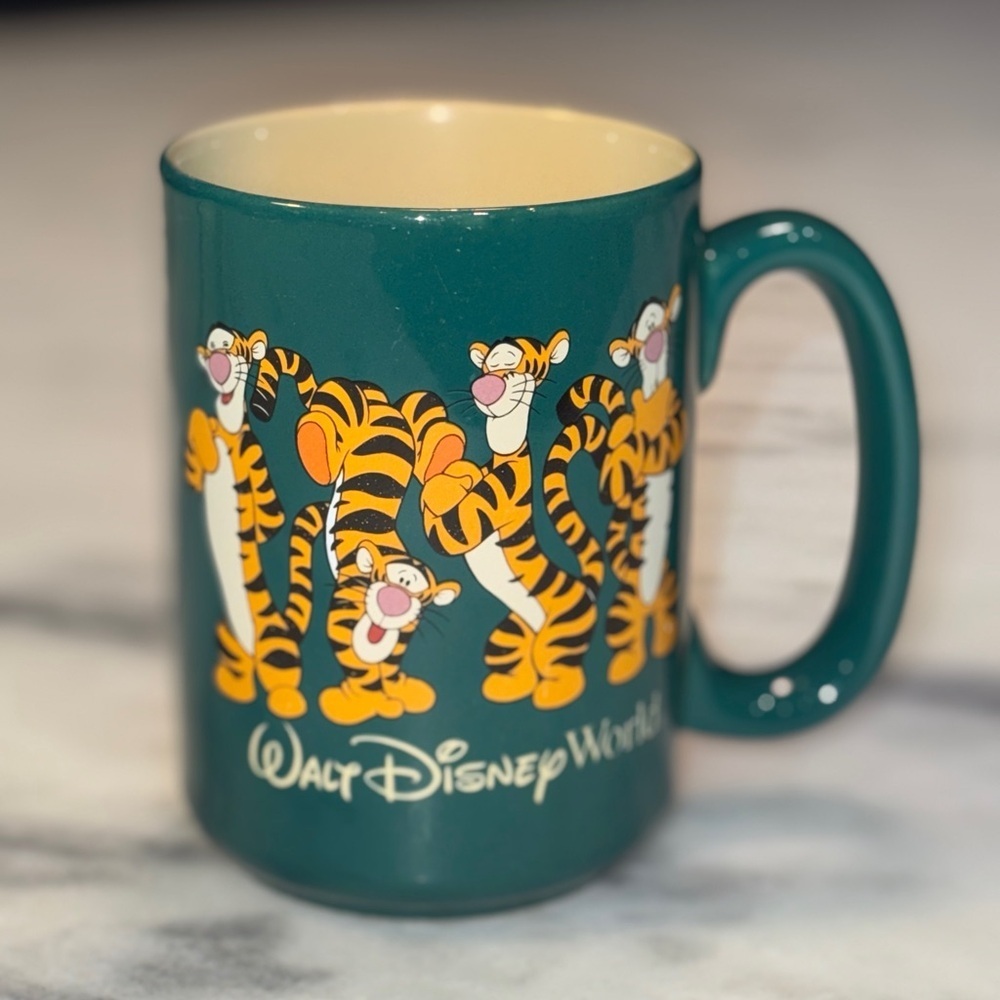 Walt Disney World Happy Tigger Pooh Coffee Mug 16oz